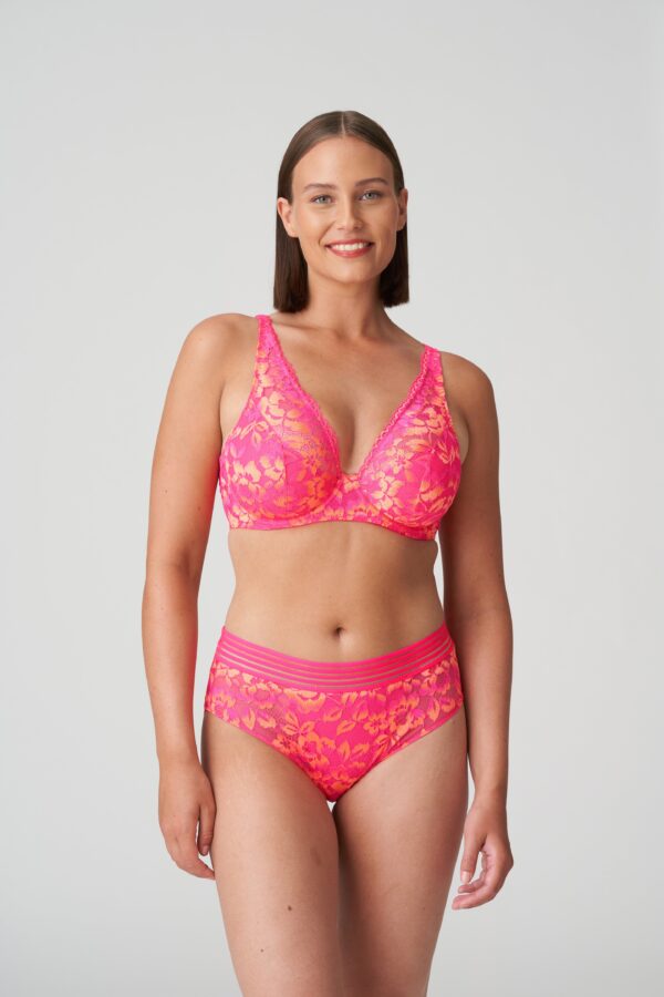 VERAO L.A. Pink half padded plunge bra